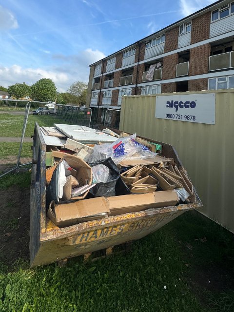 Affordable skip hire in Bracknell